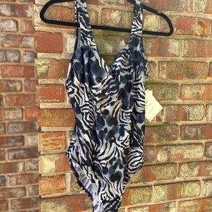 NWT Speedo One piece swim suit